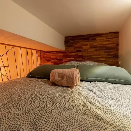 Centre Design Le Terrot Apartment *
