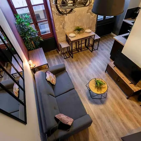 Centre Design Le Terrot Apartment *