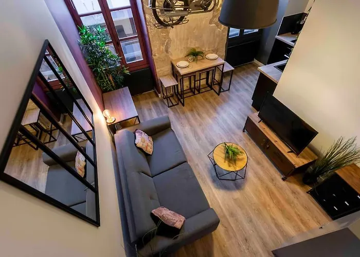 Centre Design Le Terrot Apartamento *